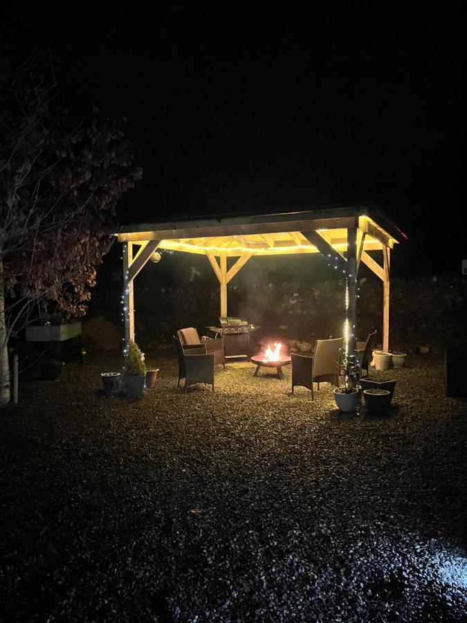 Loch Ness Pods Apartamento Fort Augustus Exterior foto
