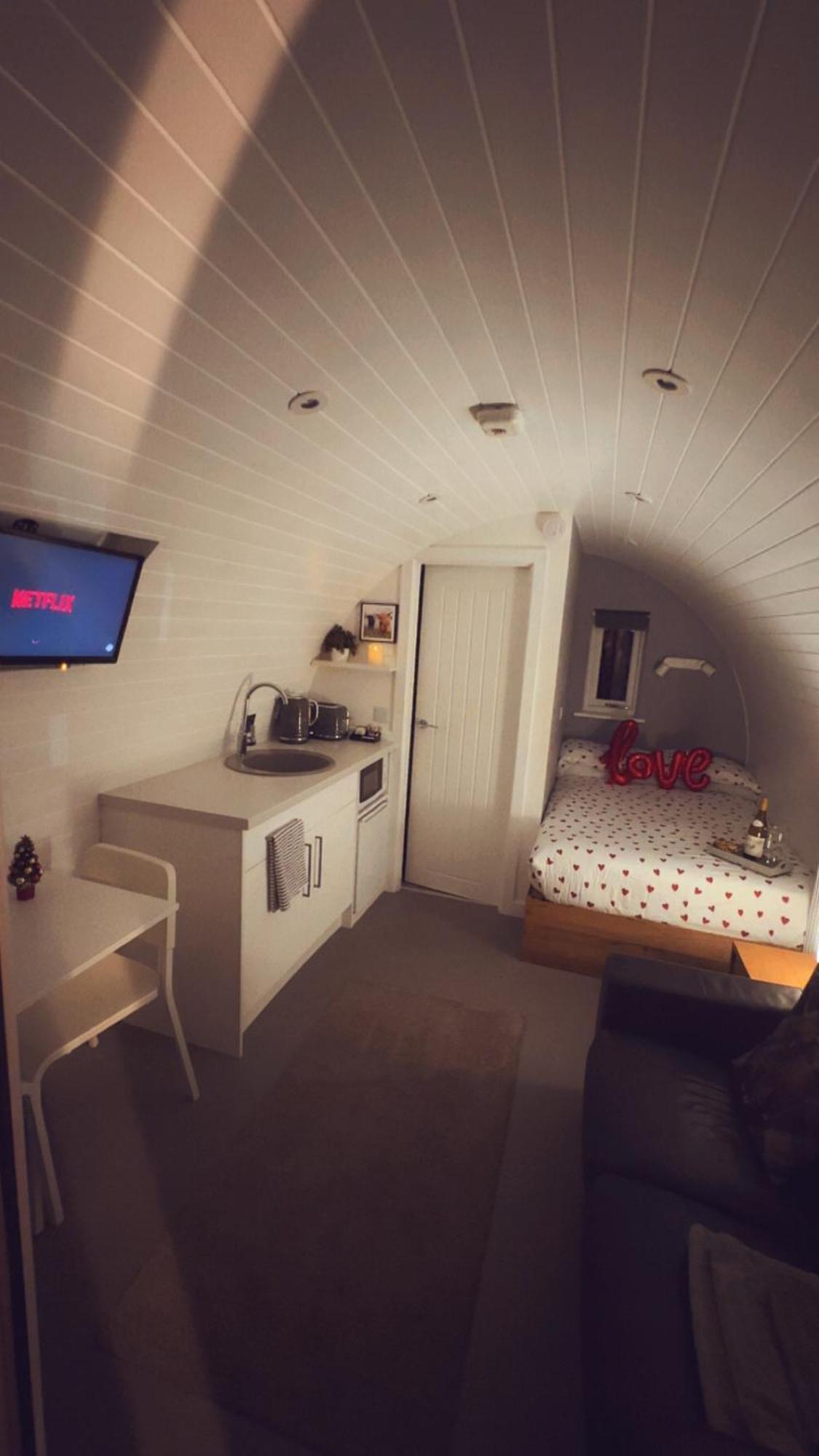 Loch Ness Pods Apartamento Fort Augustus Exterior foto